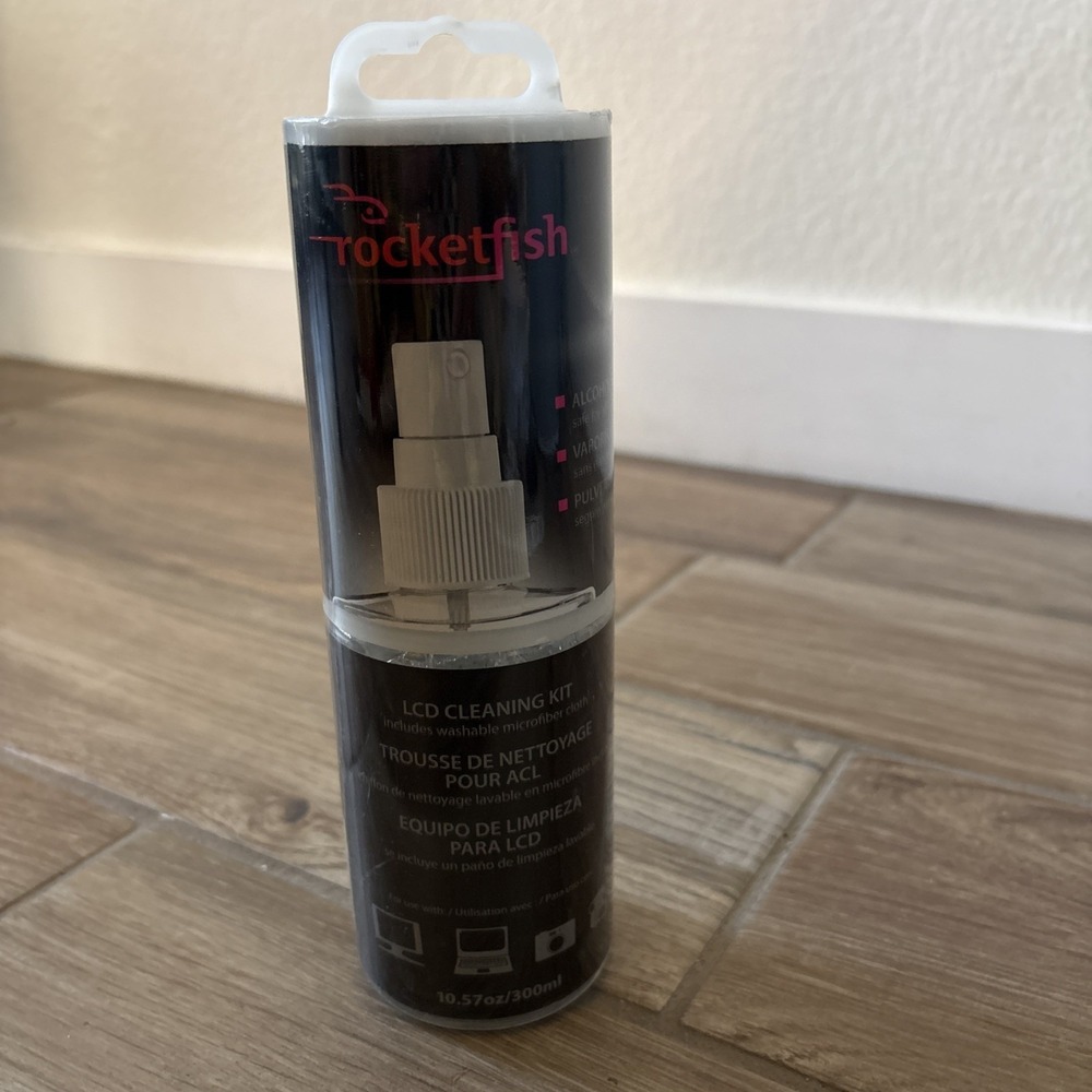 LCD Cleaning Kit Rocket fish Best Buy 2011 Sealed